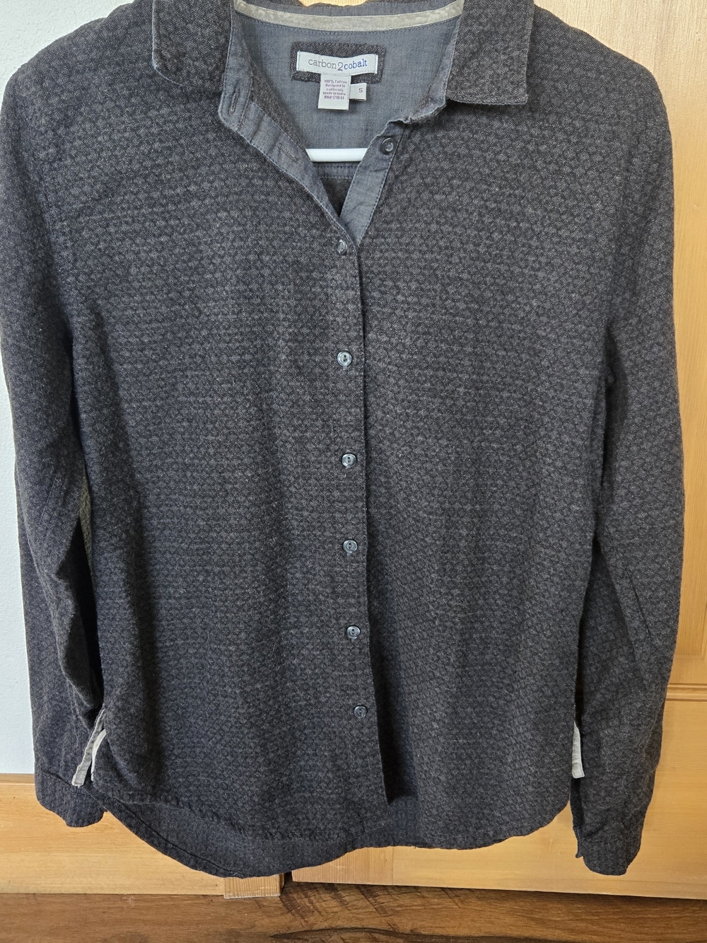 carbon2cobalt Men's Dark Gray Patterned Button-Down Shirt
